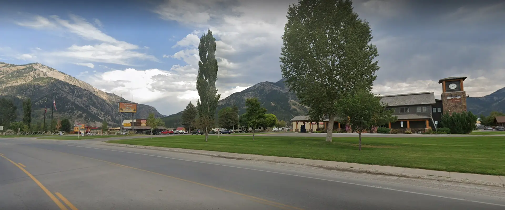 Banking Center & ATM in Alpine Bank of Jackson Hole
