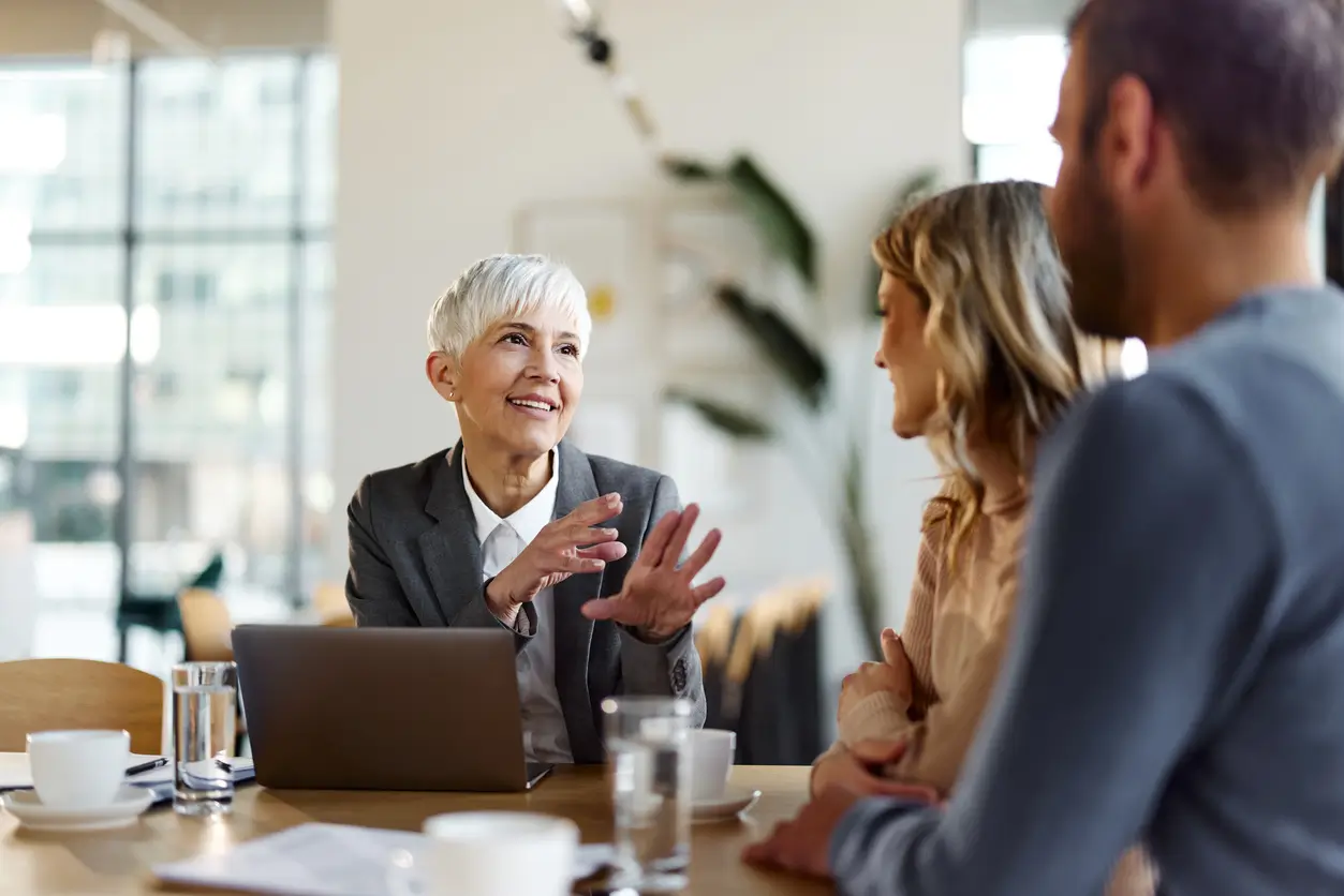 advising-in-the-bank